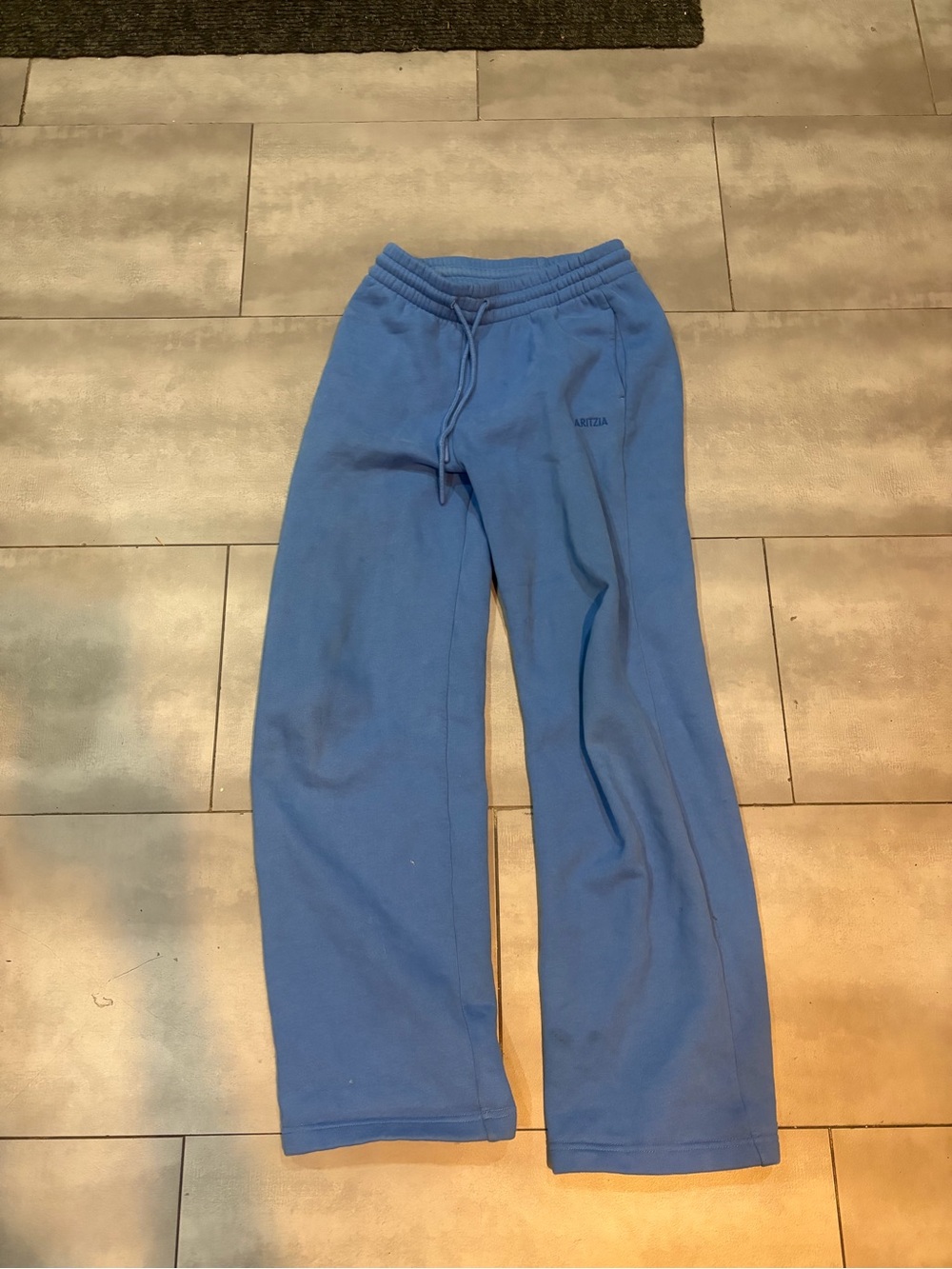 Aritzia XS Light Blue Relaxed Sweatpants with Drawstring